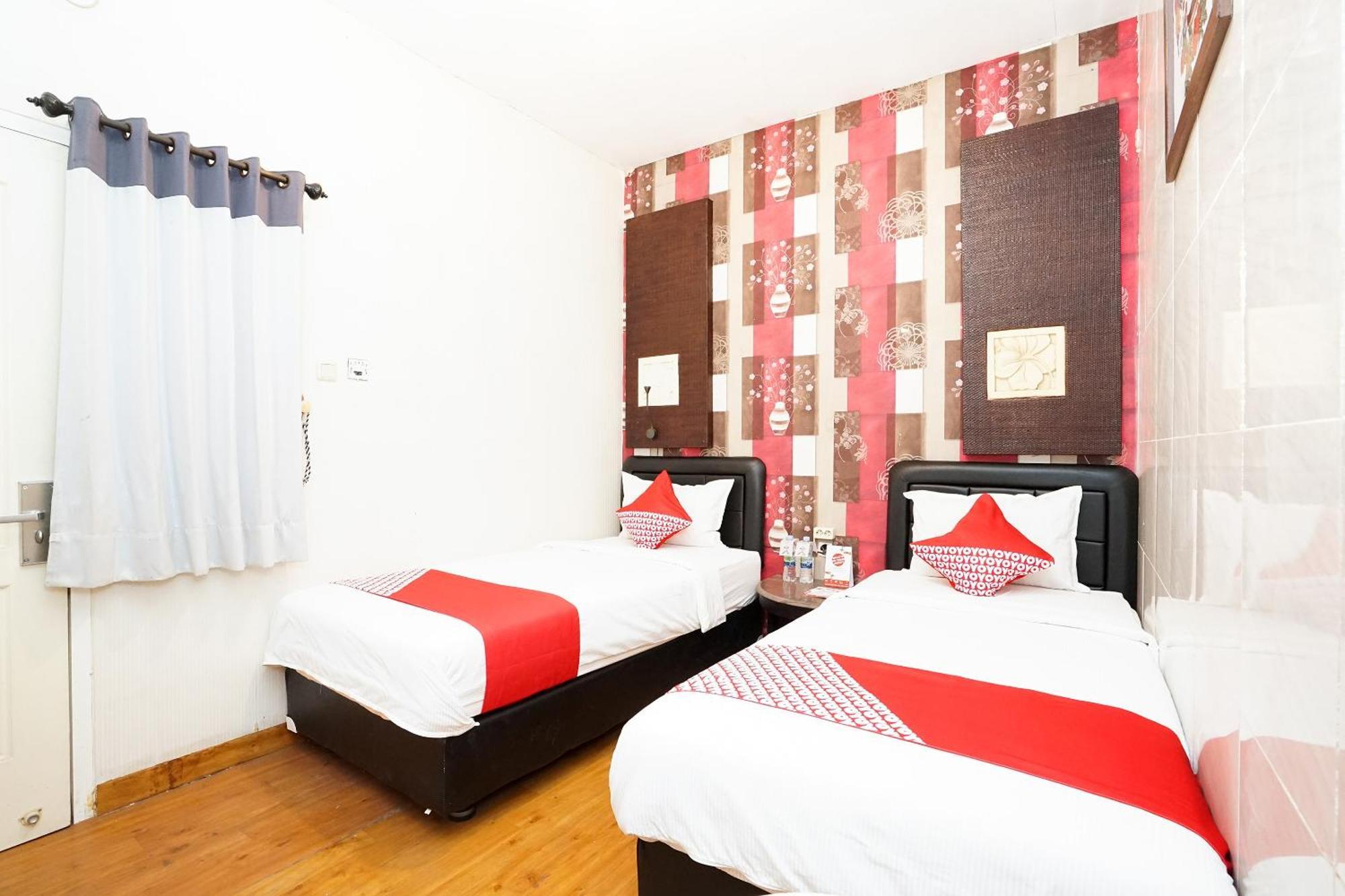 Oyo 425 Mojokerto Guesthouse Exterior foto